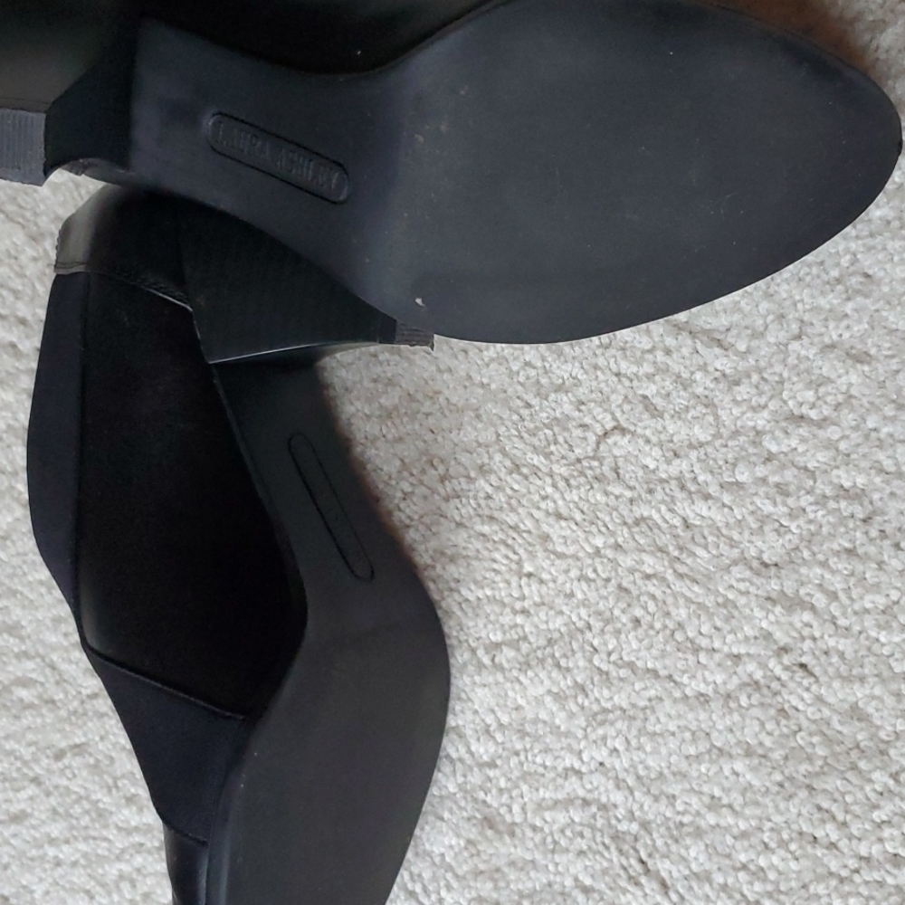Booties - Picture 3 of 6